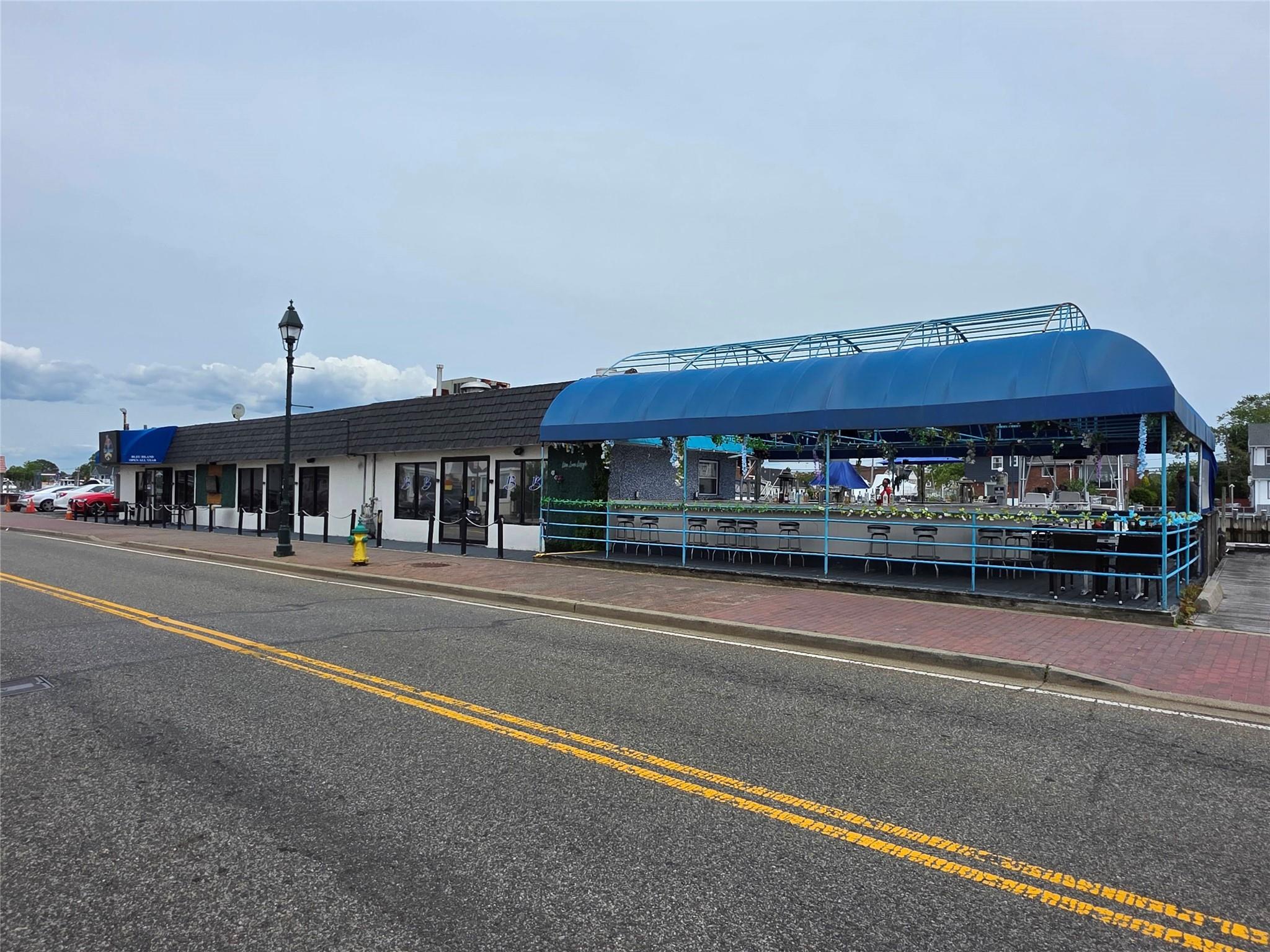 #6 photo, 103 Woodcleft Ave, ナッソー郡 Freeport , NY 11520