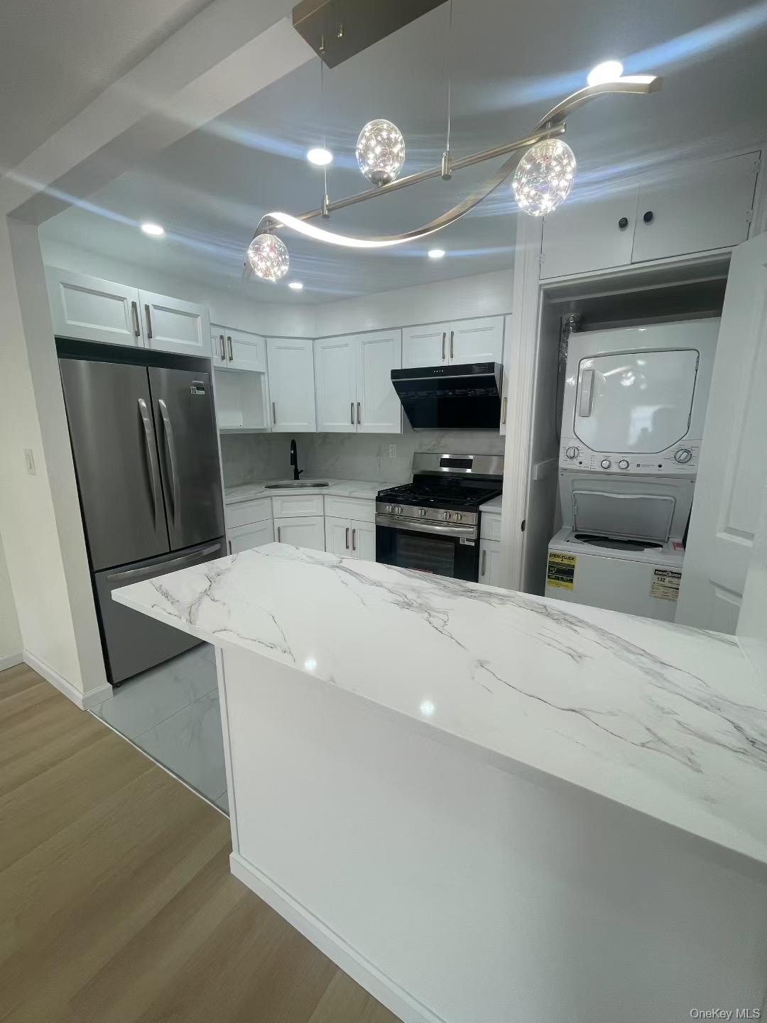 #2 photo, 144-23 Barclay Avenue, クイーンズ区 Flushing , NY 11355