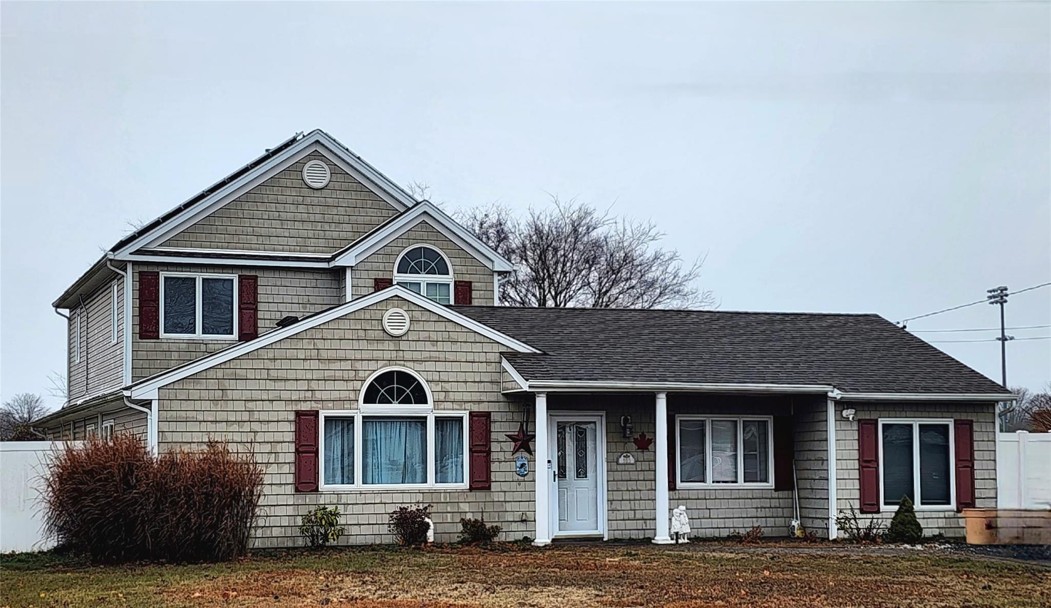 #1 photo, 103 Norman Drive, サフォーク郡 Bohemia , NY 11716