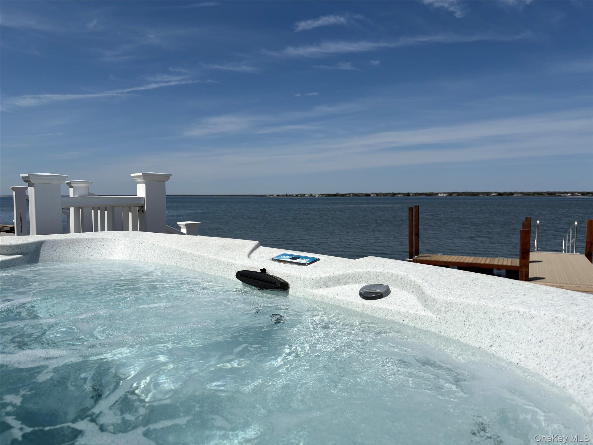 #2 photo, 132 Point Road, サフォーク郡 Westhampton Beach , NY 11978