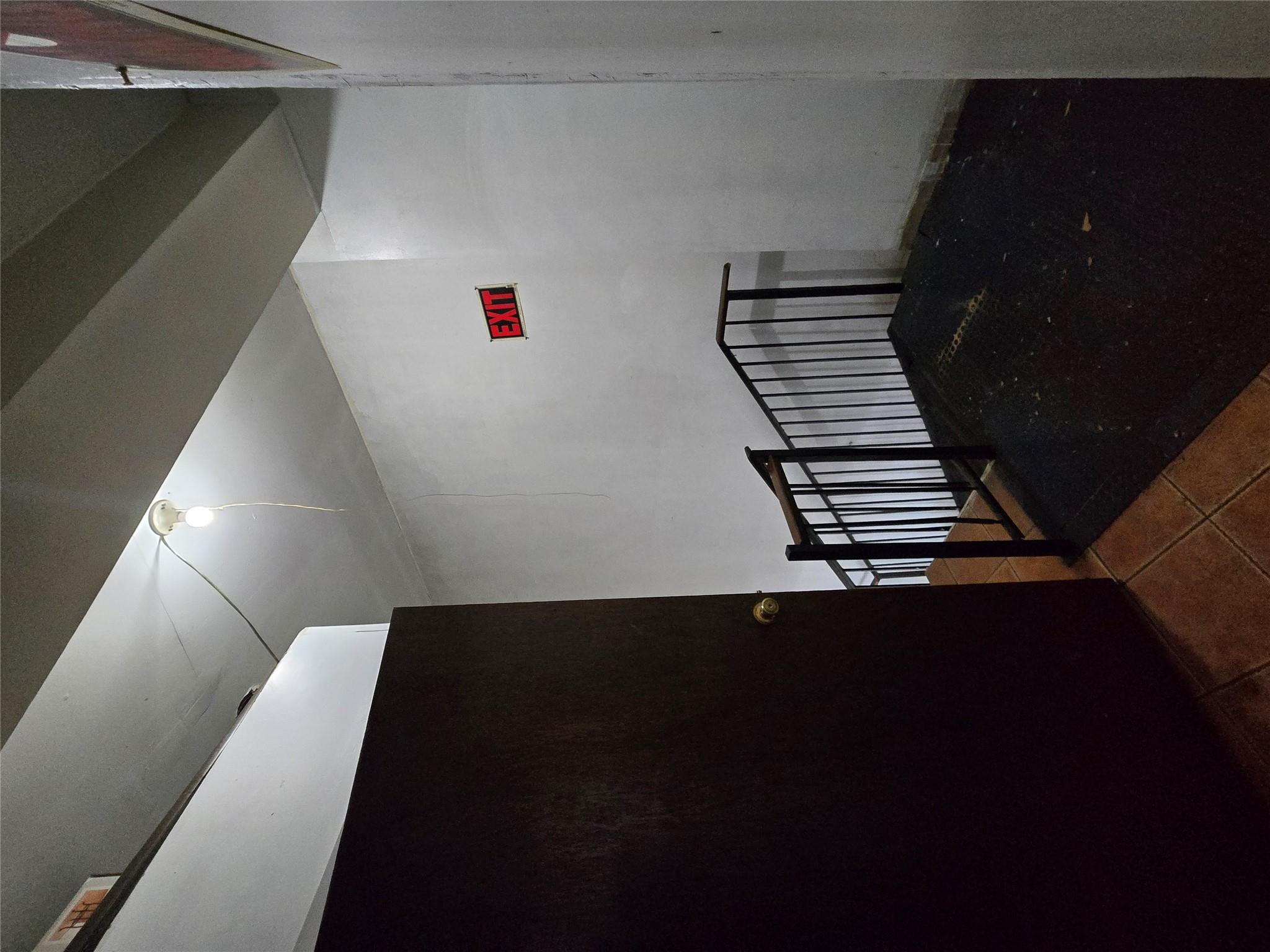 #6 photo, 82-19 Queens Boulevard, クイーンズ区 Elmhurst , NY 11373