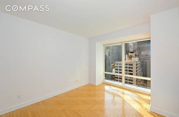 #4 photo, New York City, マンハッタン Midtown East , NY 10017