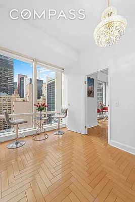 #5 photo, New York City, マンハッタン Midtown East , NY 10017