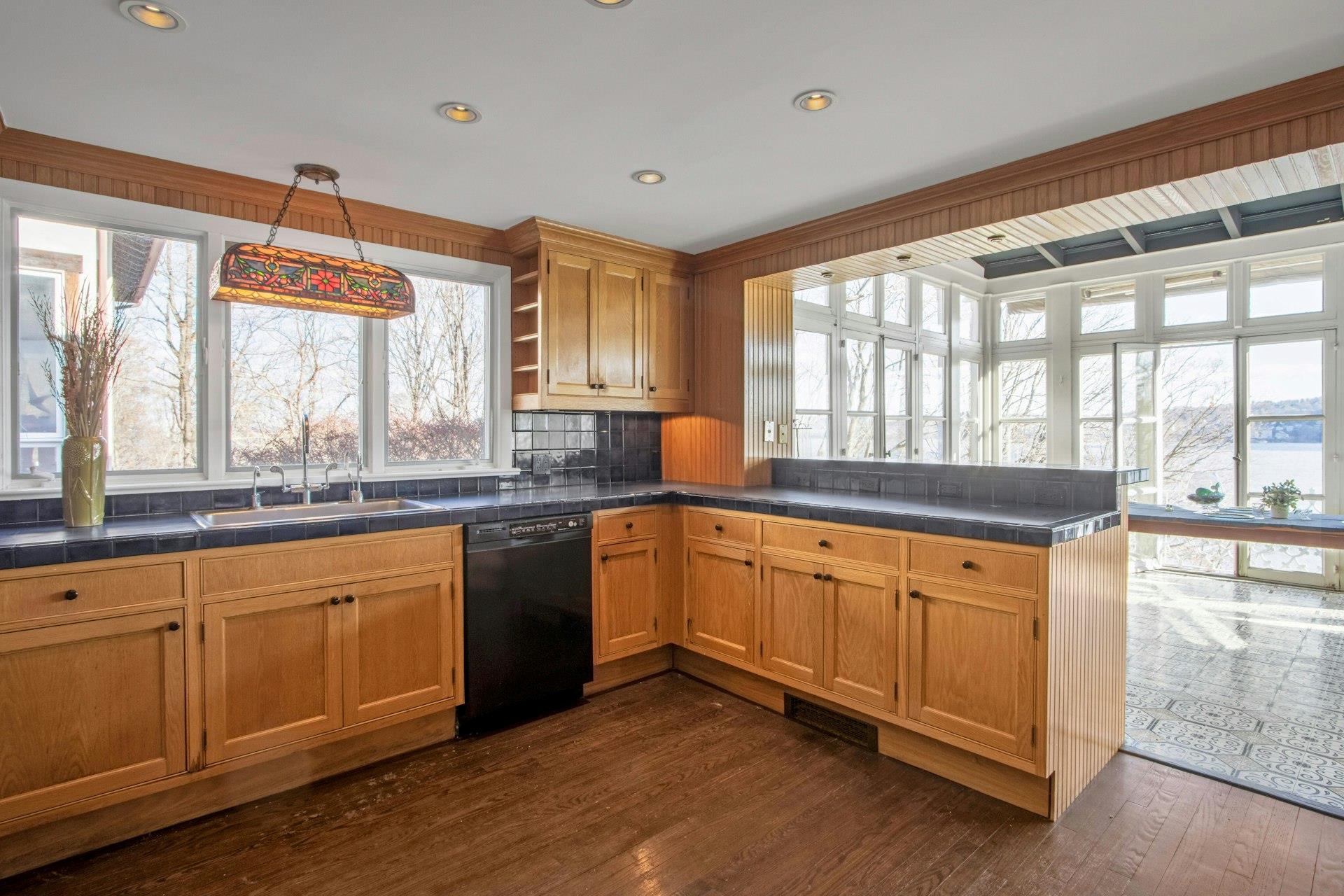 #19 photo, 99 Corbett Lane, Palisades , NY 10964