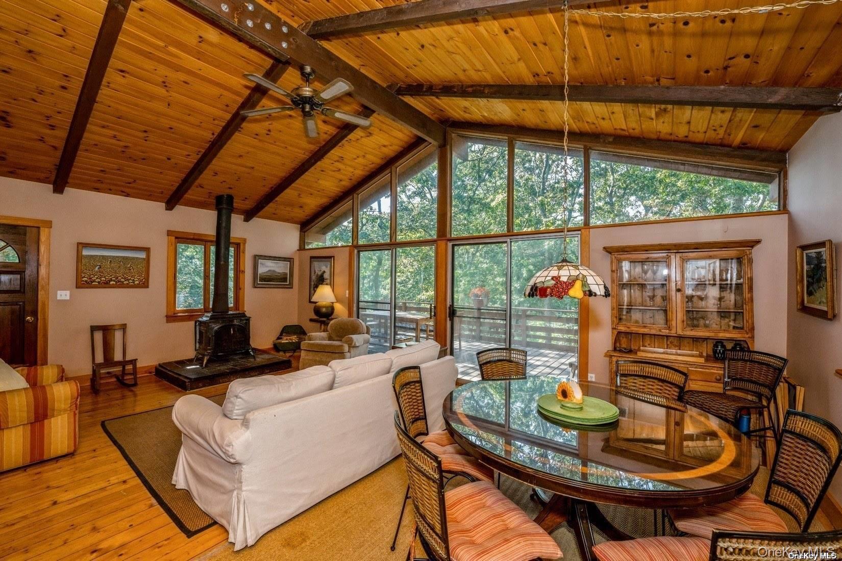 #12 photo, 292 Little Fresh Pond Road, Southampton , NY 11968