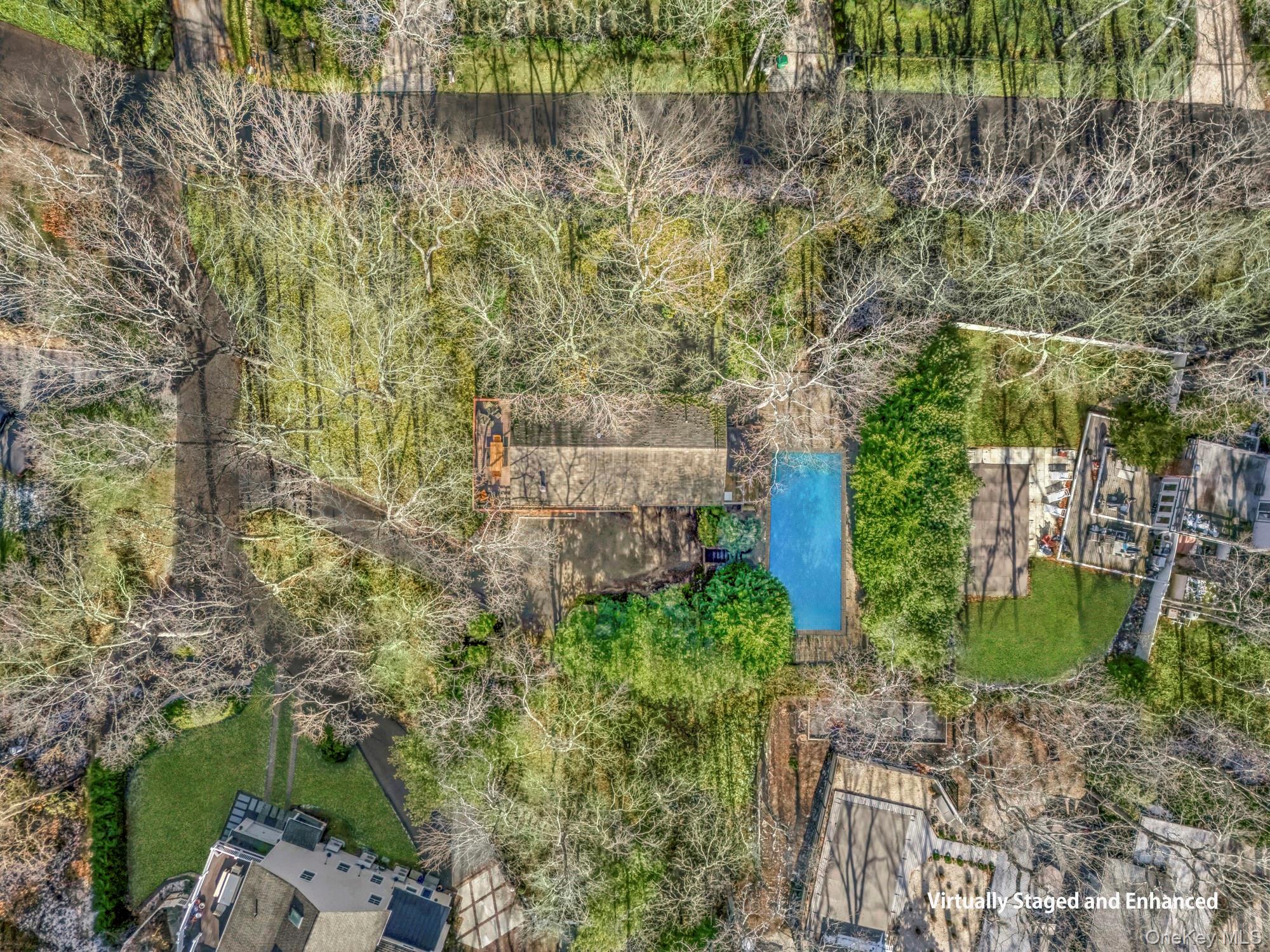 #2 photo, 292 Little Fresh Pond Road, Southampton , NY 11968