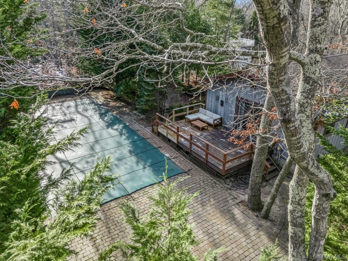 #7 photo, 292 Little Fresh Pond Road, Southampton , NY 11968