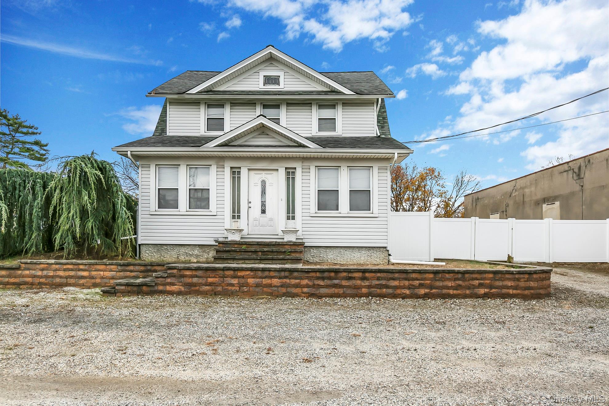 #11 photo, 42 Hempstead Turnpike, ナッソー郡 Farmingdale , NY 11735