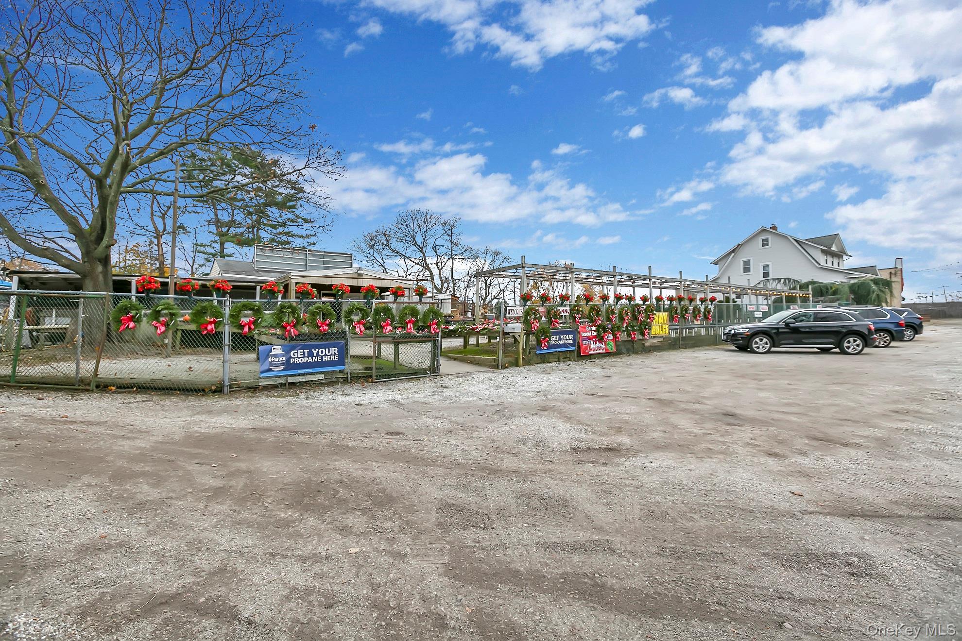 #3 photo, 42 Hempstead Turnpike, ナッソー郡 Farmingdale , NY 11735