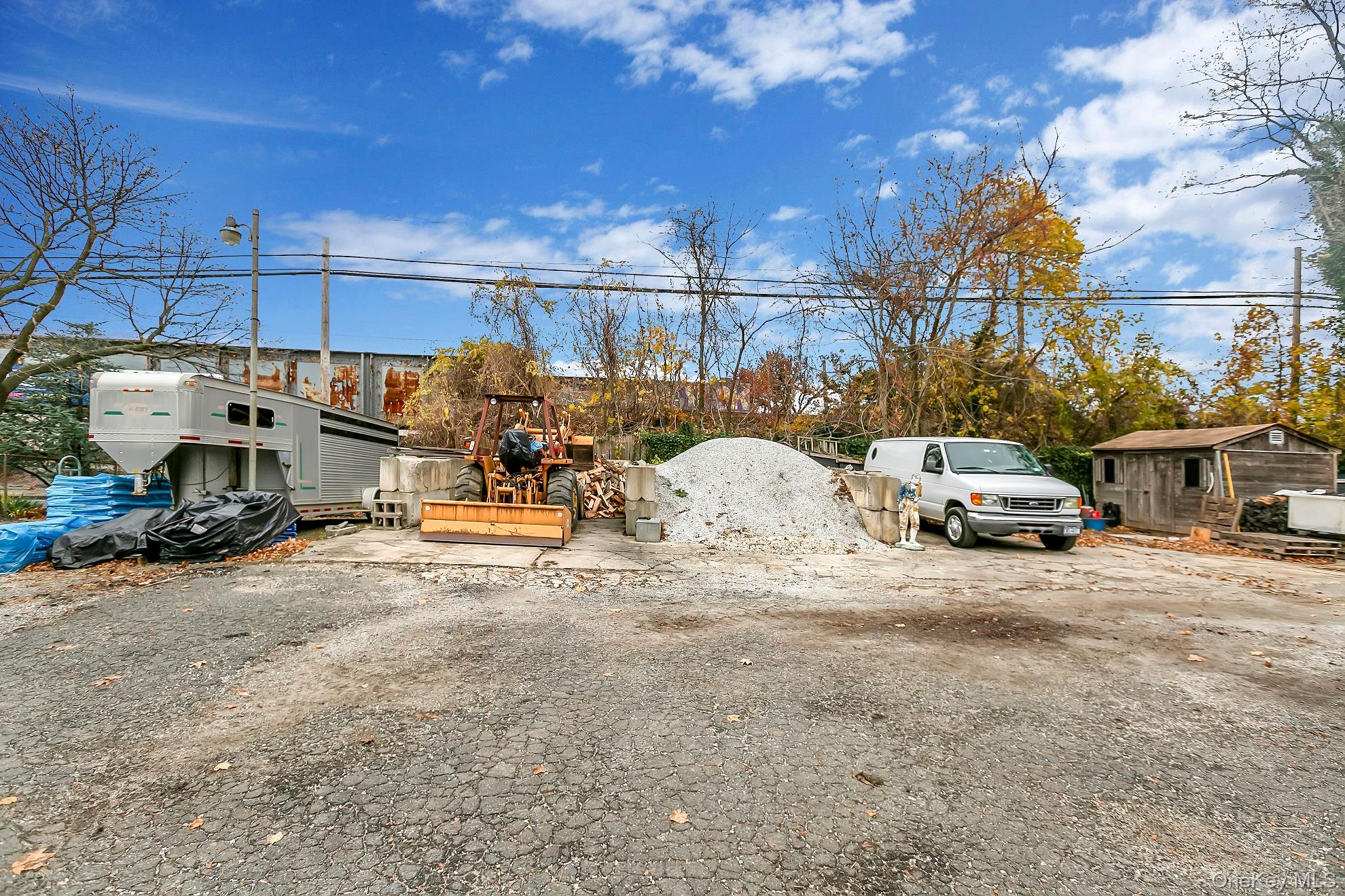 #9 photo, 42 Hempstead Turnpike, ナッソー郡 Farmingdale , NY 11735