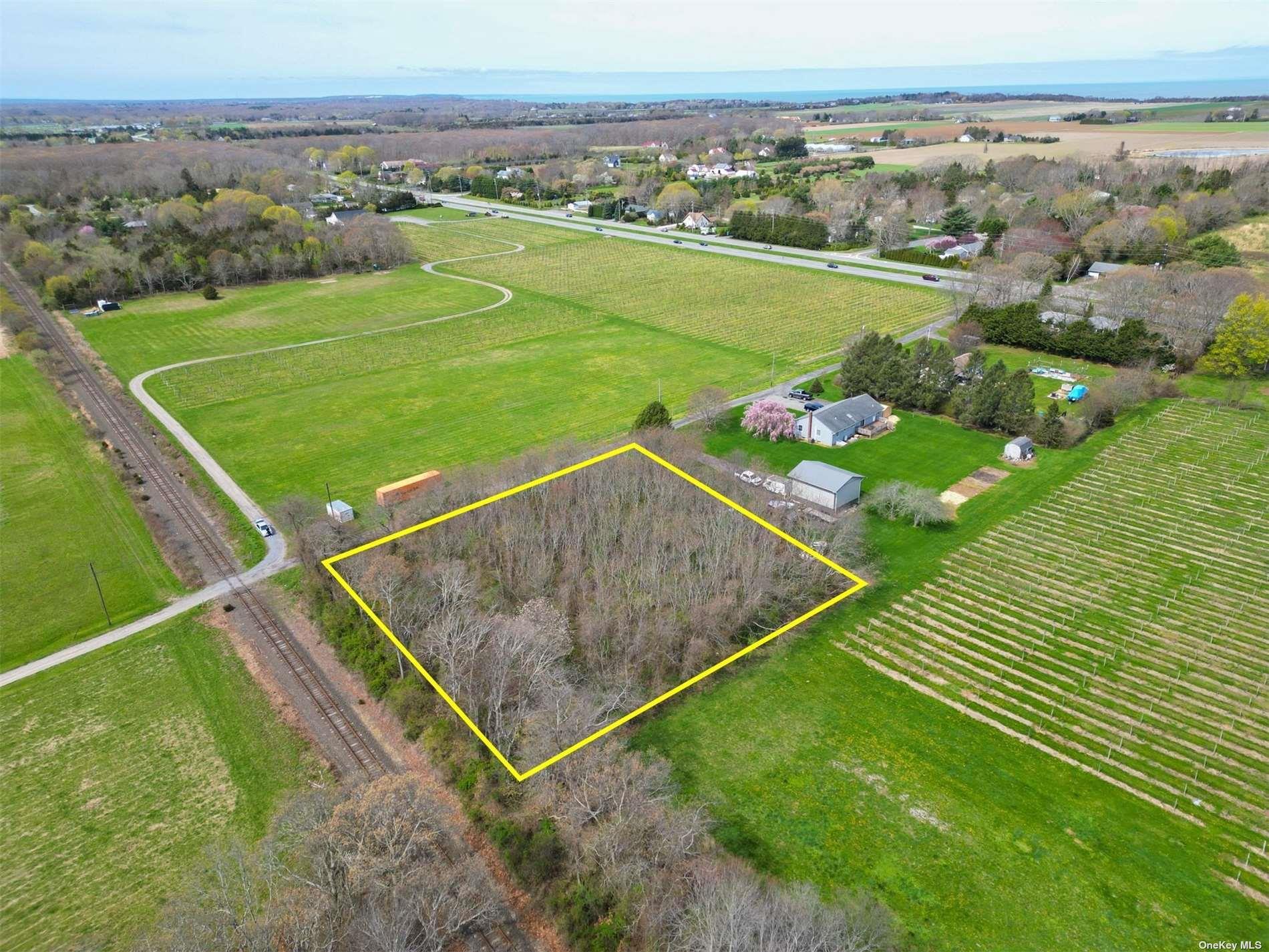 #8 photo, County Rd 48, サフォーク郡 Cutchogue , NY 11935