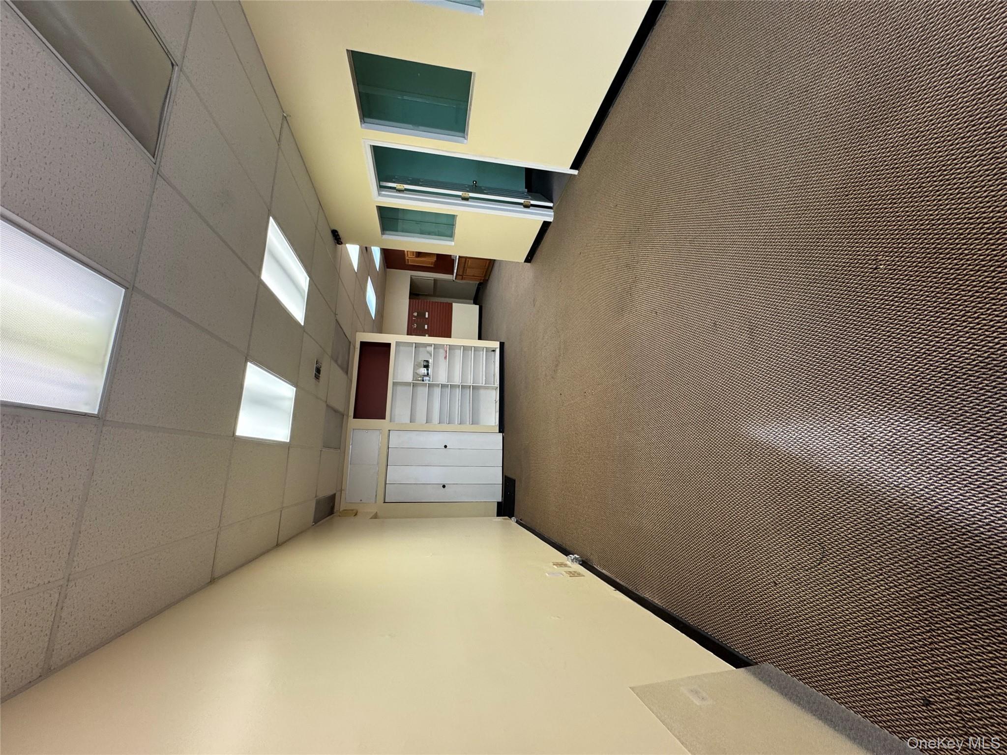 #12 photo, 900 Hempstead Turnpike, ナッソー郡 Franklin Square , NY 11010