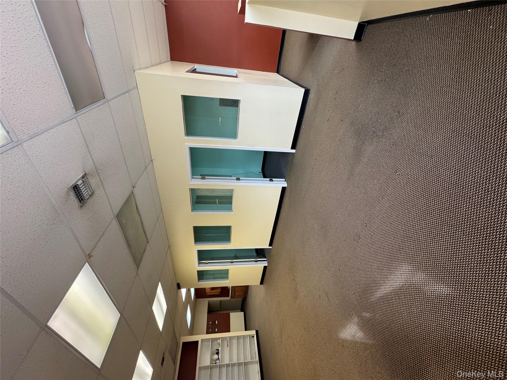 #9 photo, 900 Hempstead Turnpike, ナッソー郡 Franklin Square , NY 11010