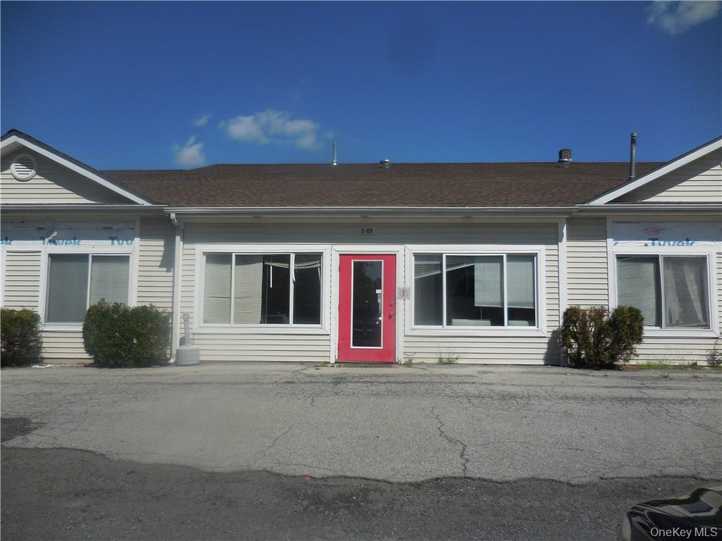 #4 photo, 2899 US Route 9w, New Windsor , NY 12553