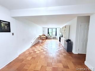 #5 photo, 35-20 Leverich Street, クイーンズ区 Jackson Heights , NY 11372