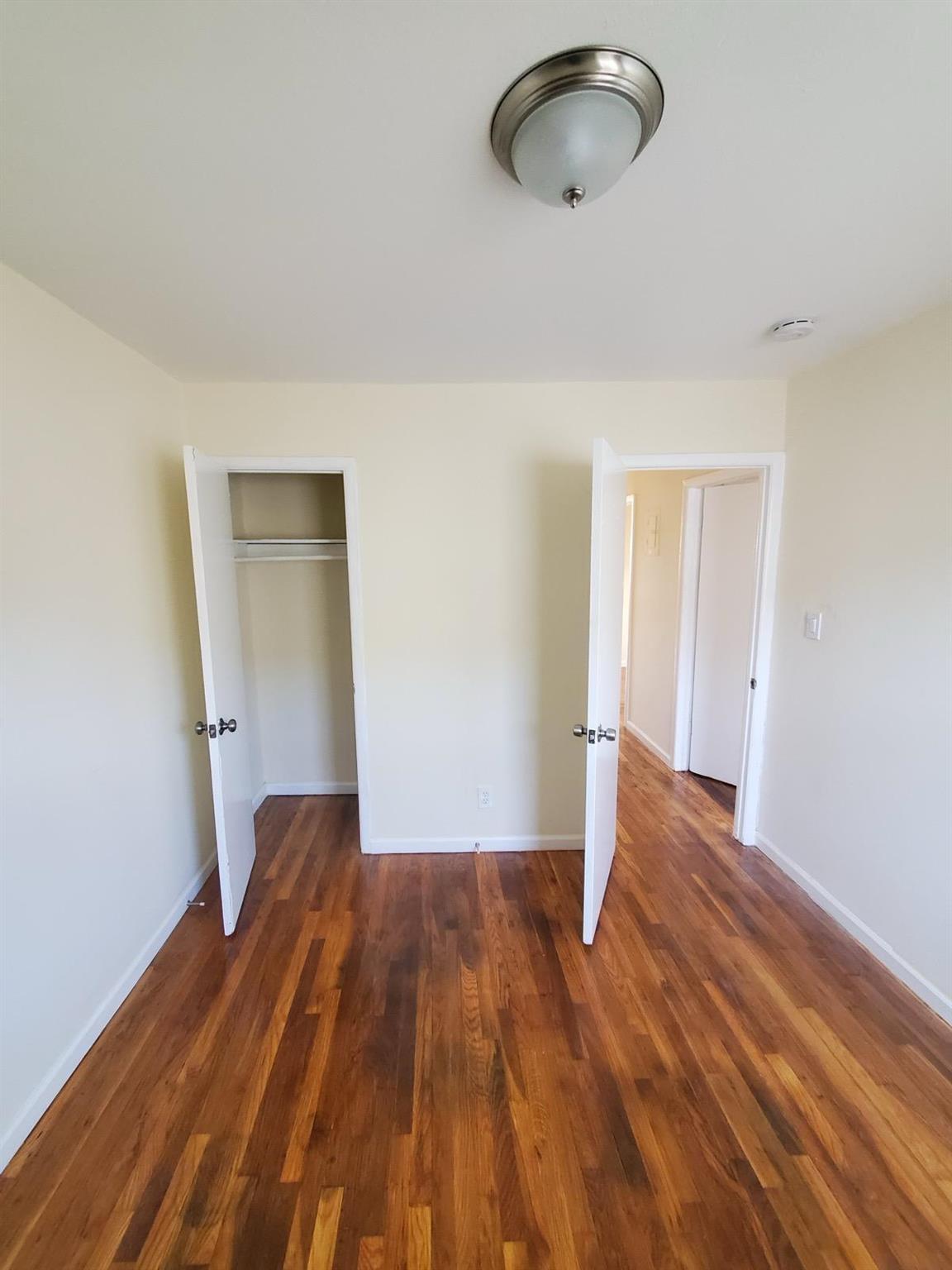 #7 photo, 147-87 E Brookville Boulevard Road, Rosedale , NY 11422