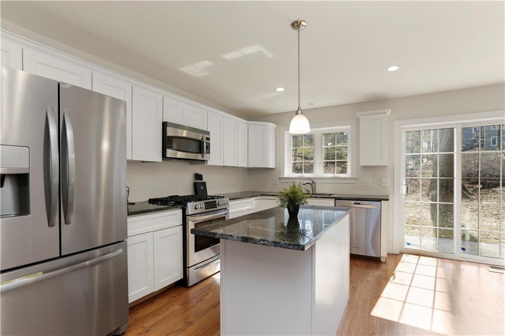 #3 photo, 133 Lake Shore Drive, Pleasantville , NY 10570