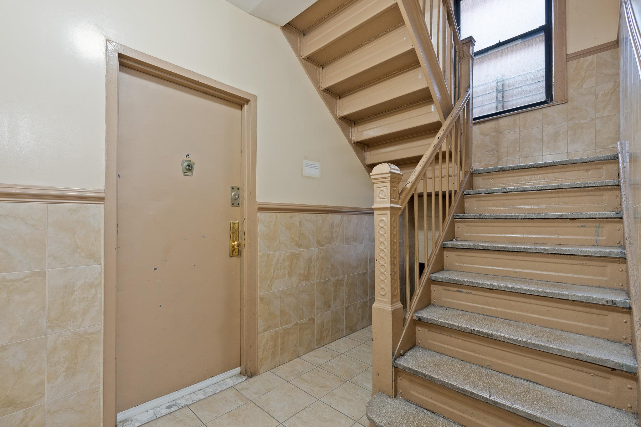 #8 photo, 45-55 40 Street, クイーンズ区 Sunnyside , NY 11104