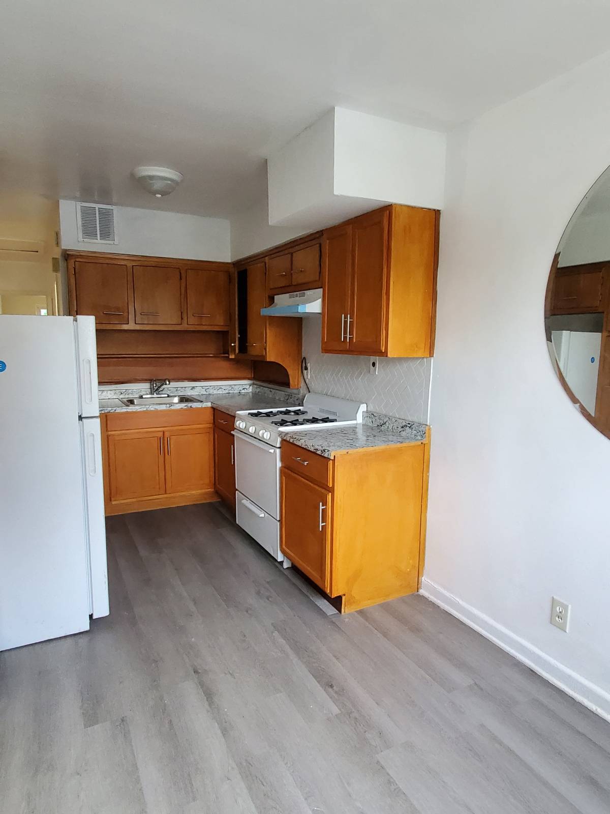 #5 photo, 9816 Avenue  J, Canarsie , NY 11236