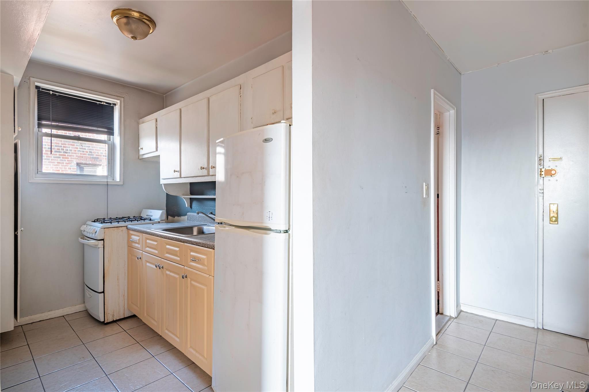 #6 photo, 133-01 Booth Memorial Ave, クイーンズ区 Flushing , NY 11355