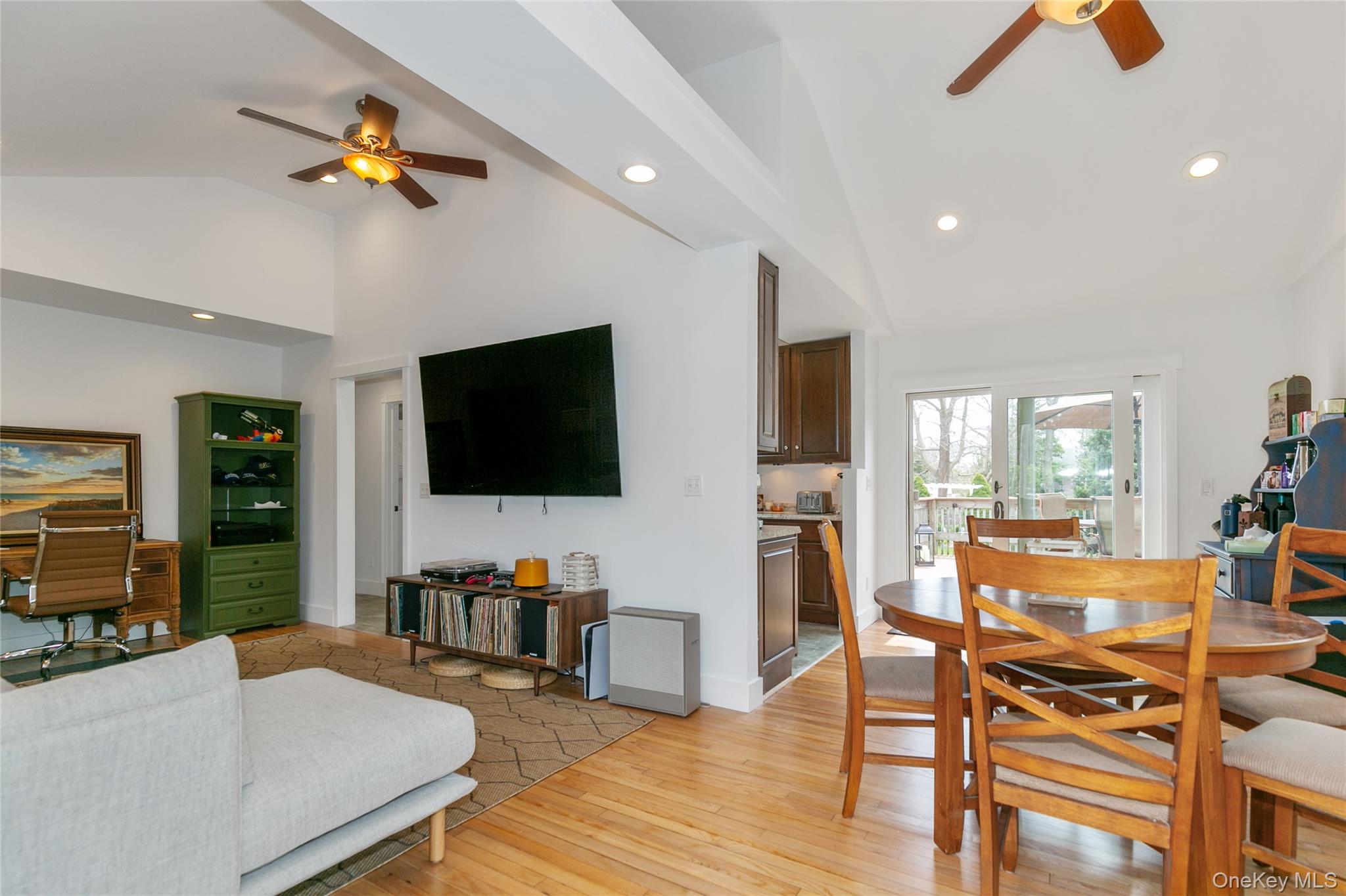 #7 photo, 7 Suffolk Road, サフォーク郡 Hampton Bays , NY 11946