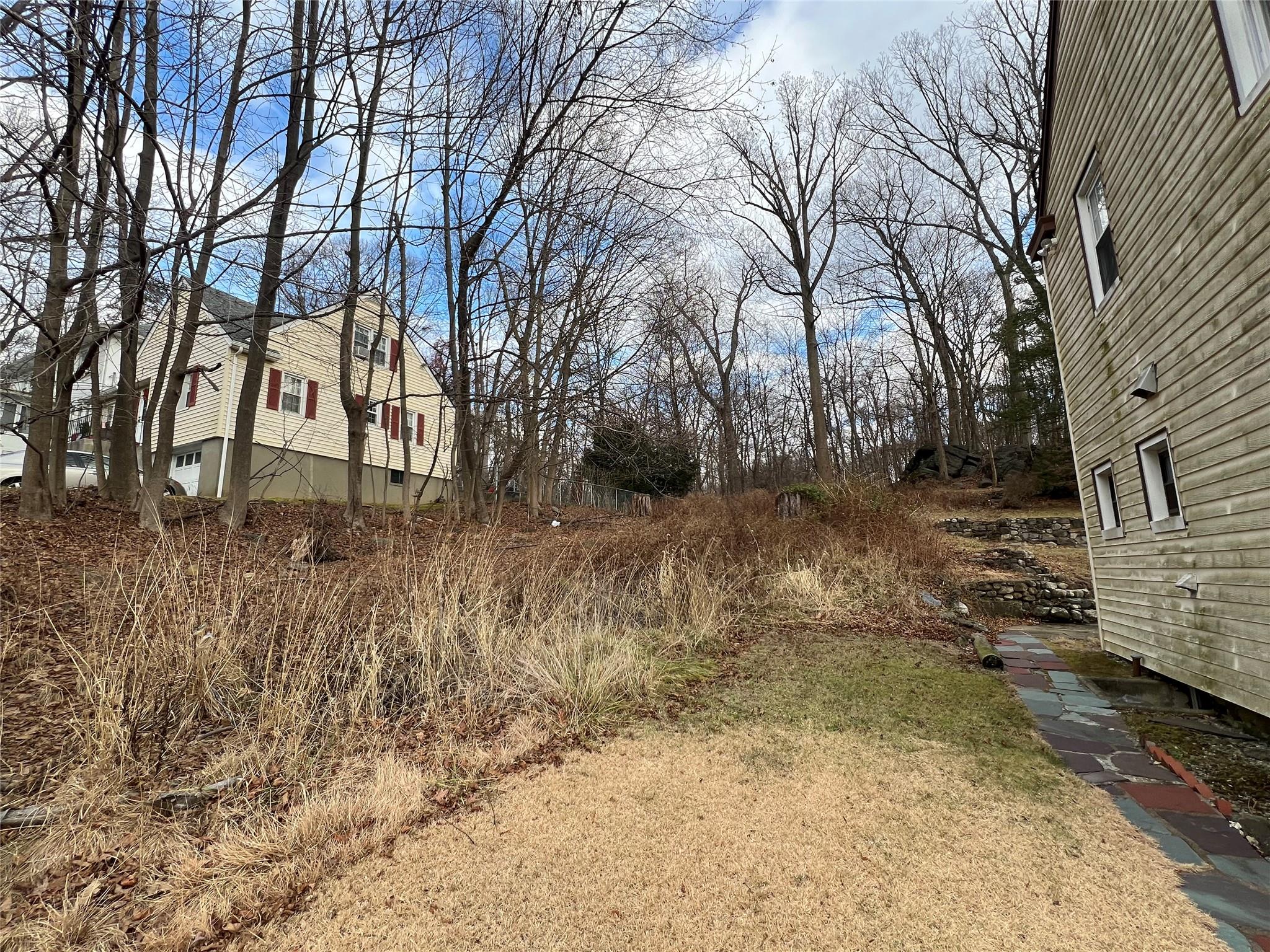 #8 photo, 527 Union Avenue, Peekskill , NY 10566