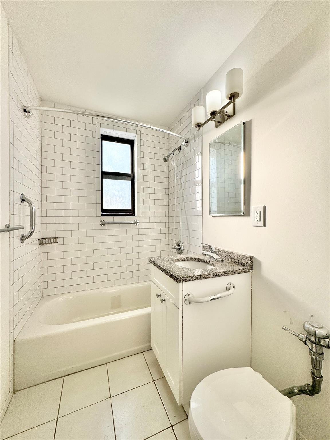 #5 photo, 84-19 51st Avenue, Elmhurst , NY 11373