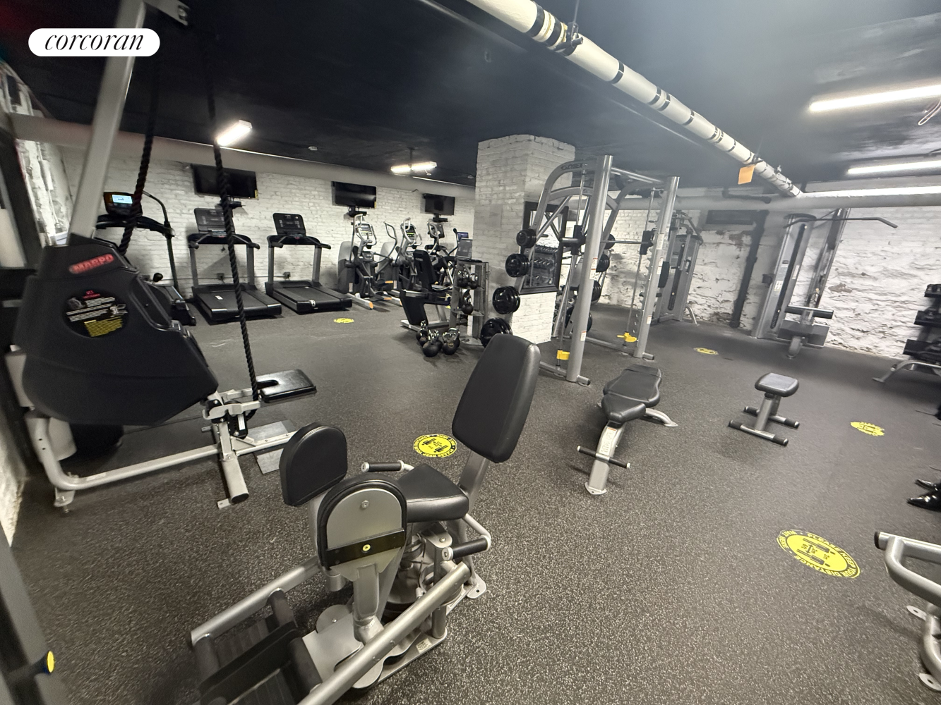 #6 photo, 2156 CRUGER Avenue, Bronxdale , NY 10462