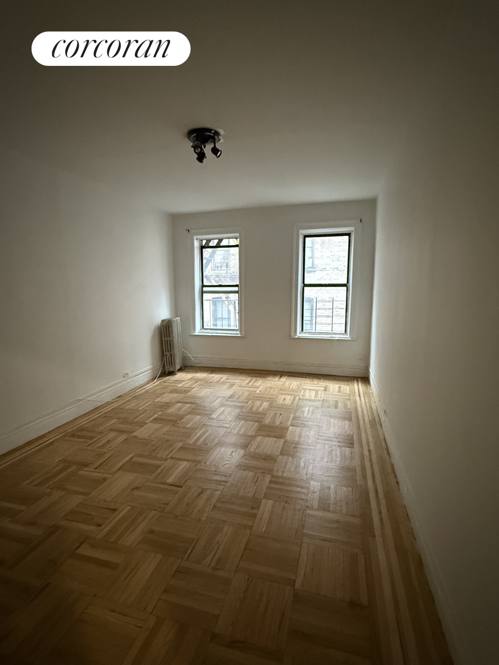 #8 photo, 2156 CRUGER Avenue, Bronxdale , NY 10462