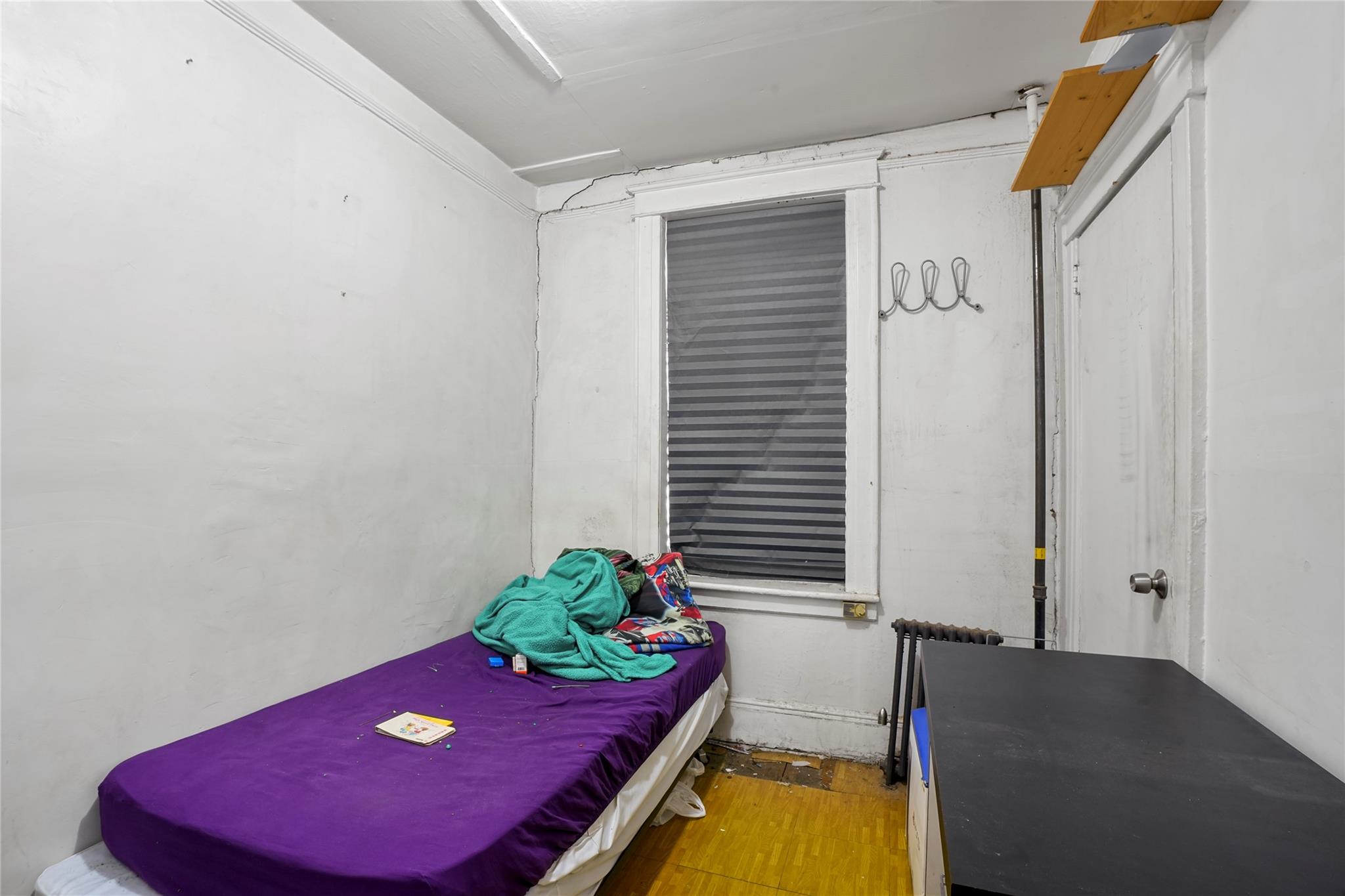 #10 photo, 55-01 Metropolitan, কুইন্‌স Ridgewood , NY 11385