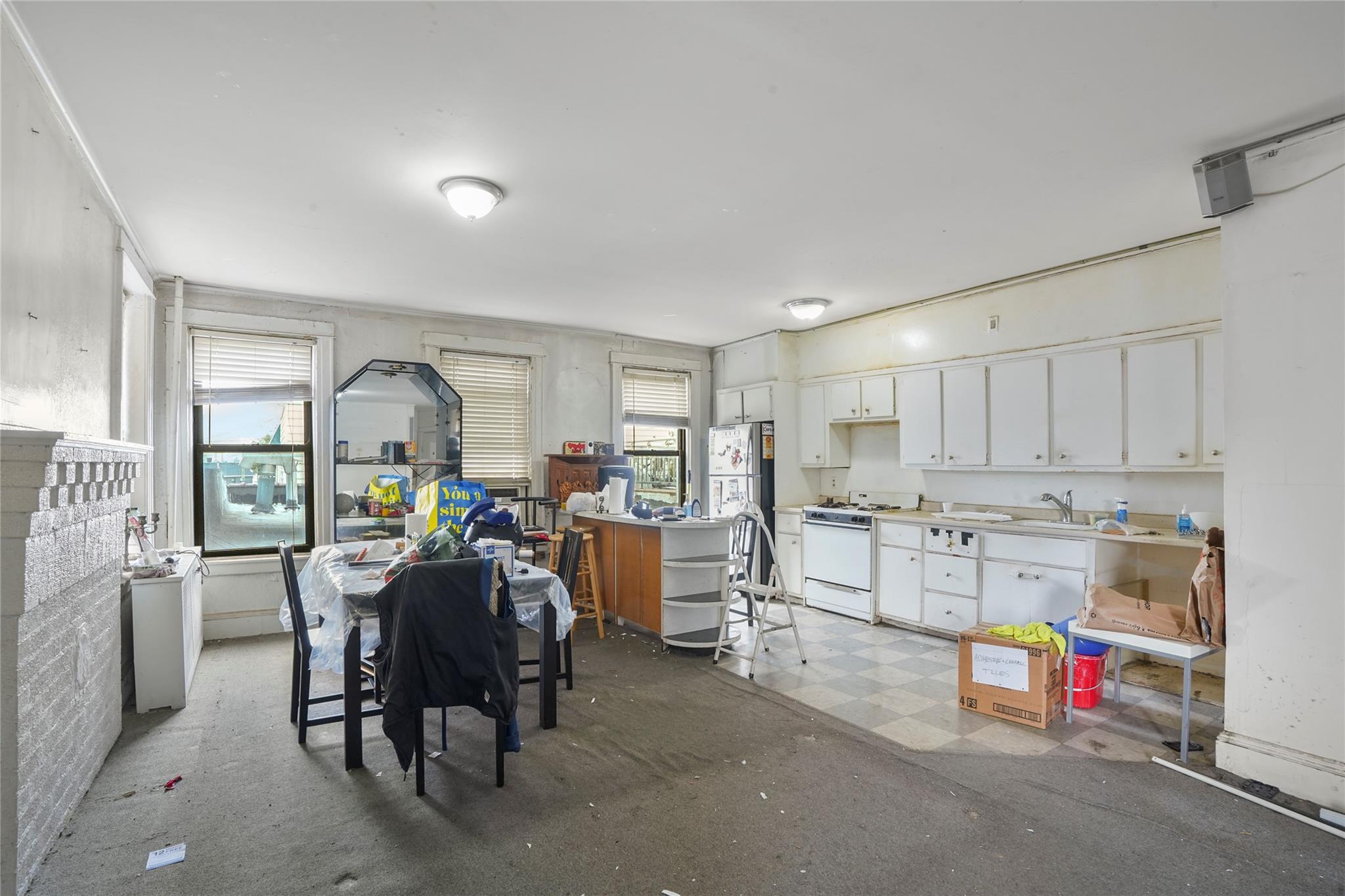 #19 photo, 55-01 Metropolitan, কুইন্‌স Ridgewood , NY 11385