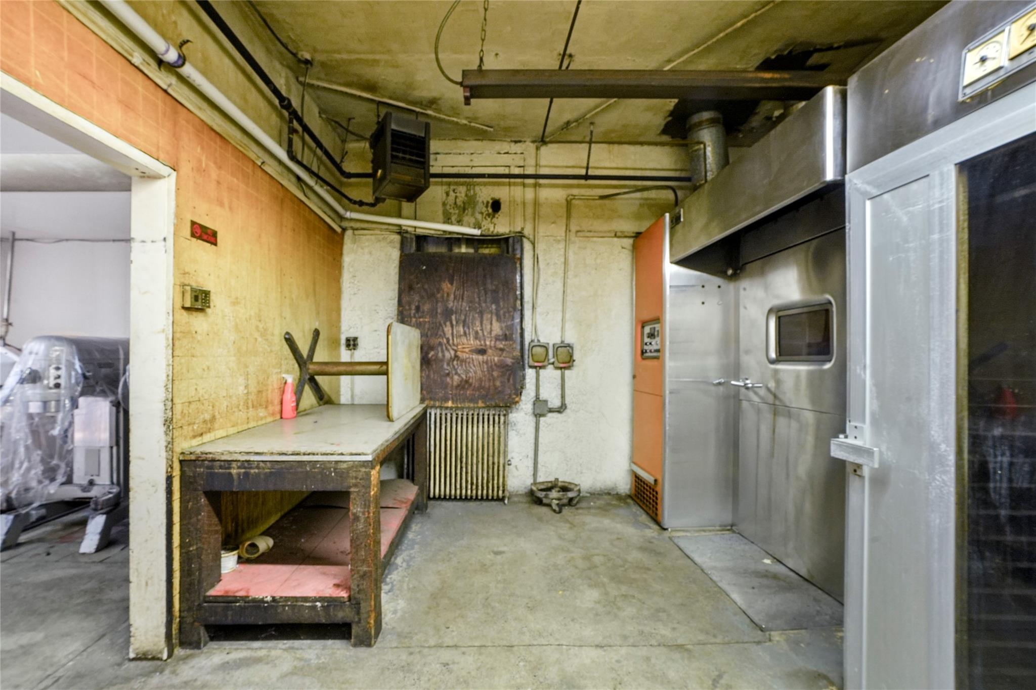 #5 photo, 55-01 Metropolitan, কুইন্‌স Ridgewood , NY 11385