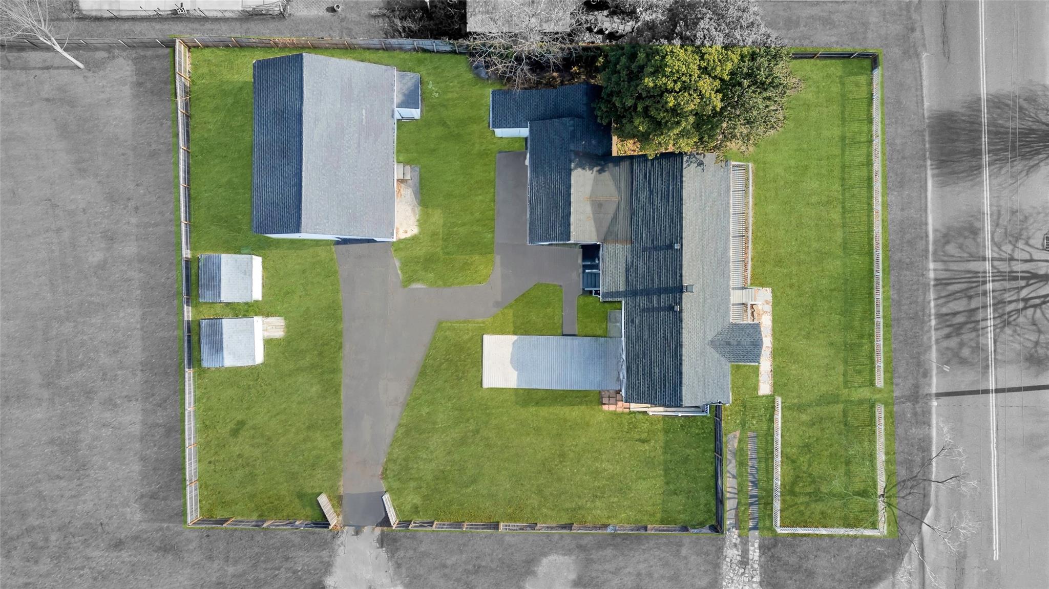 #3 photo, 209 Jamaica Avenue, מחוז סאפוק Medford , NY 11763