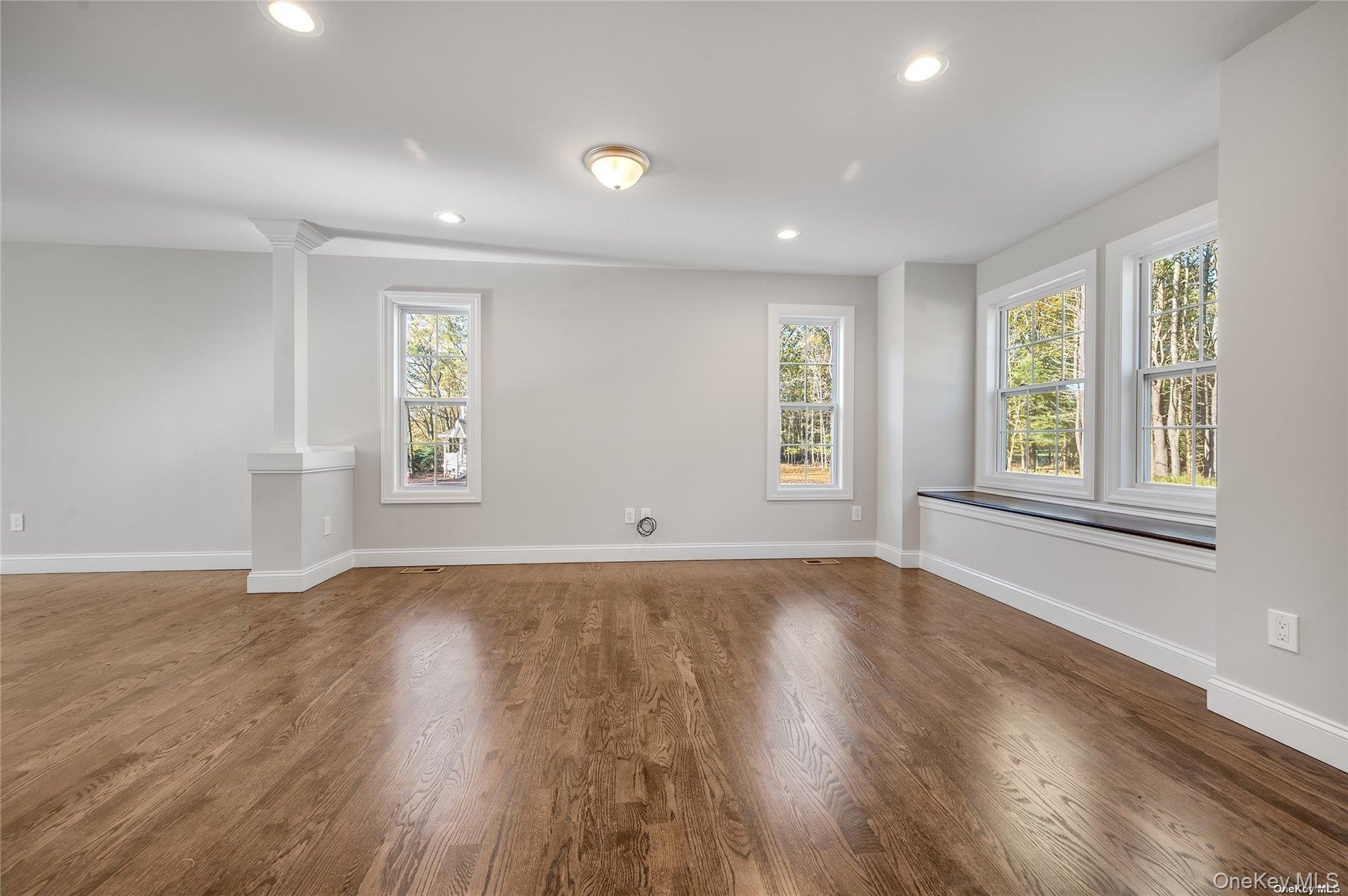 #20 photo, 37 Lot 2 locust Avenue, サフォーク郡 Medford , NY 11763