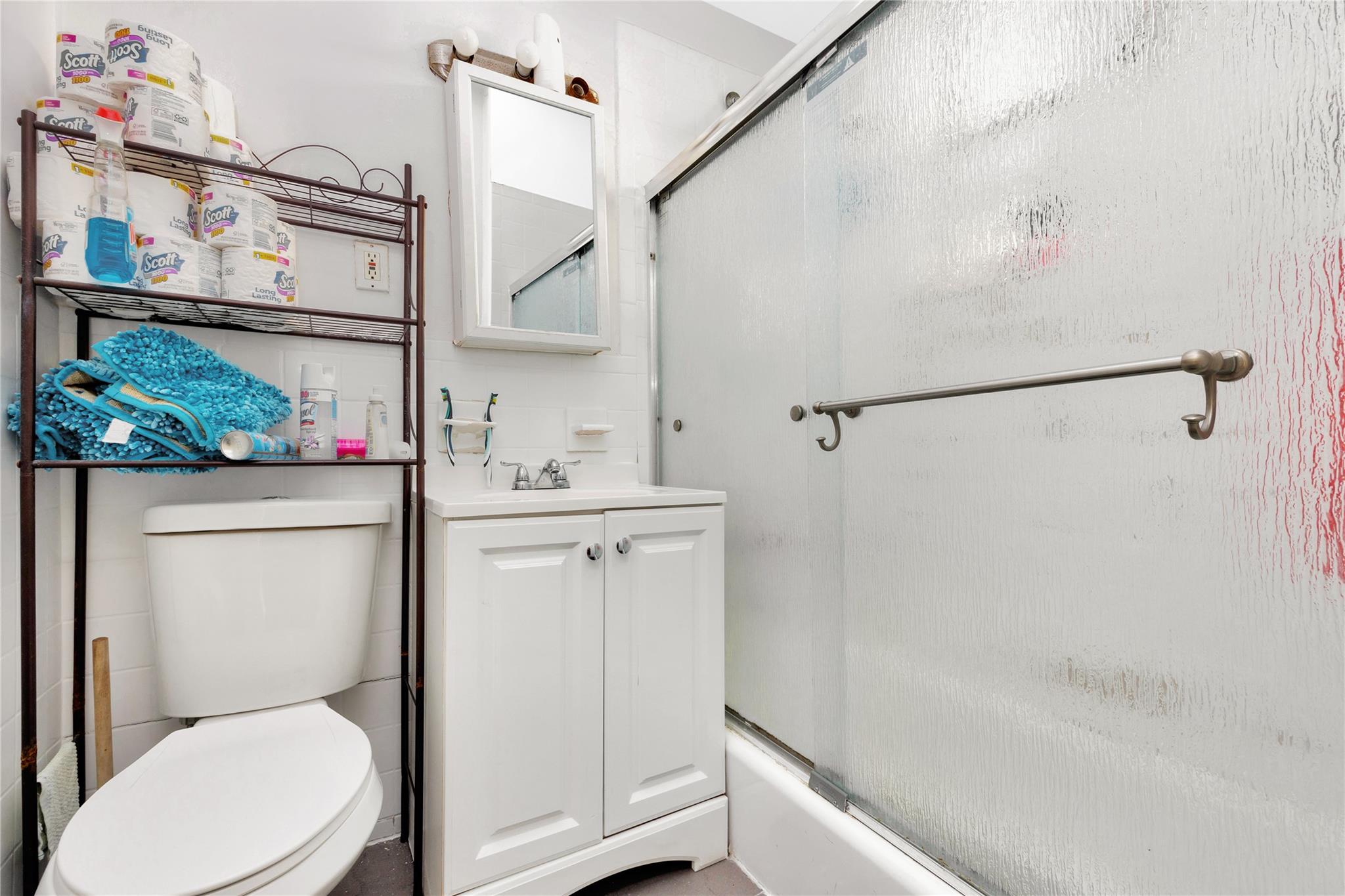 #19 photo, 14-26 30 Drive, クイーンズ区 Astoria , NY 11102