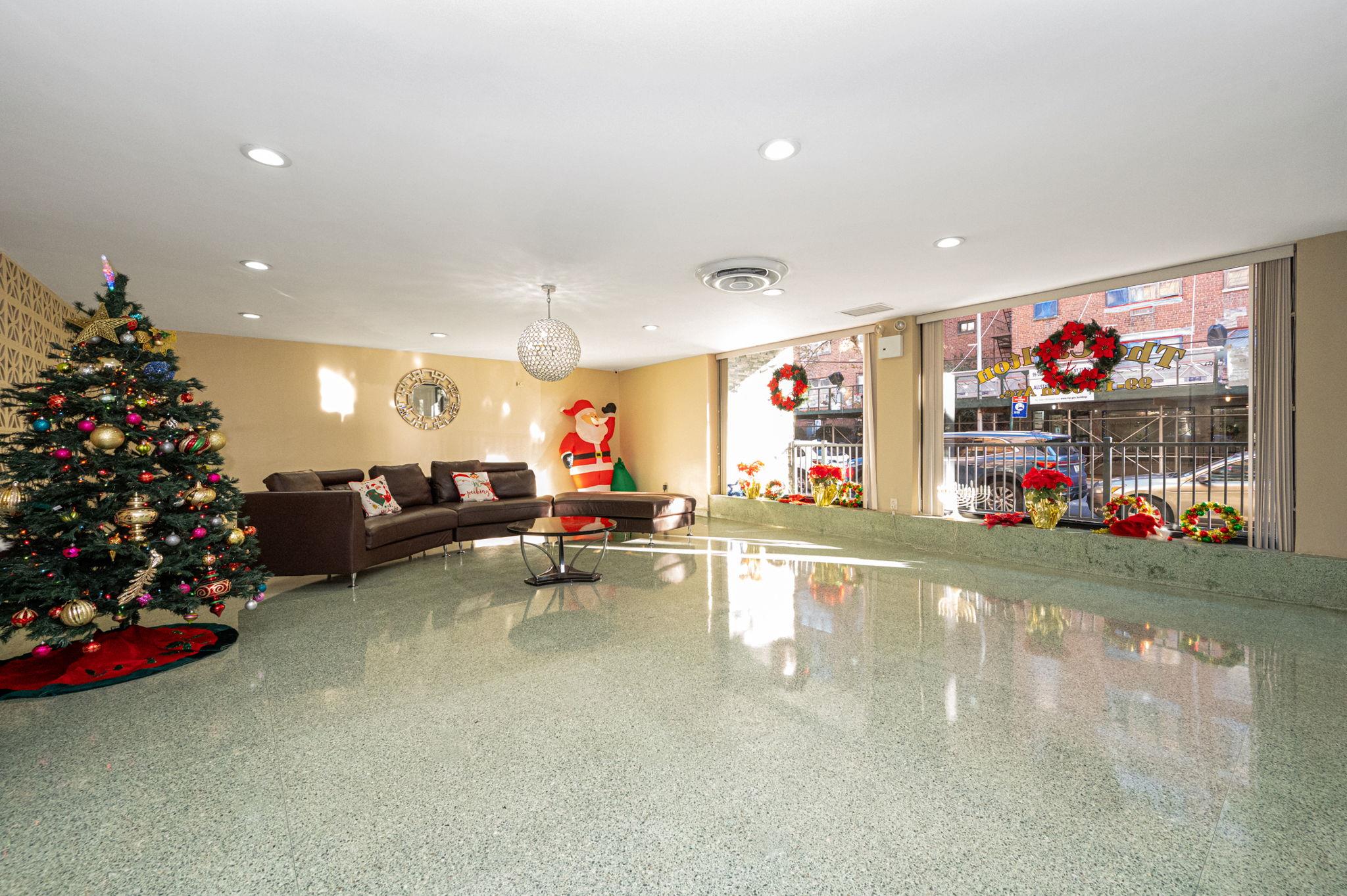 #19 photo, 99-11 60th Ave, クイーンズ区 Corona , NY 11368