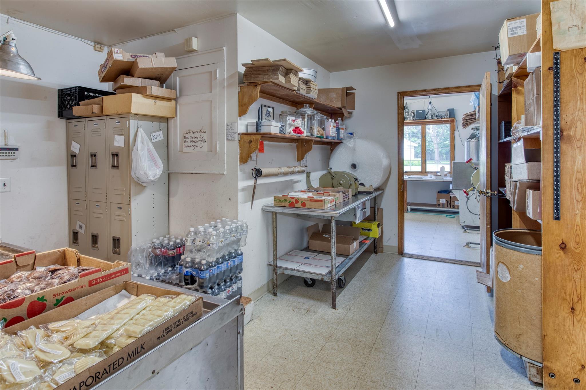 #5 photo, 22350 Main Road, サフォーク郡 Orient , NY 11957