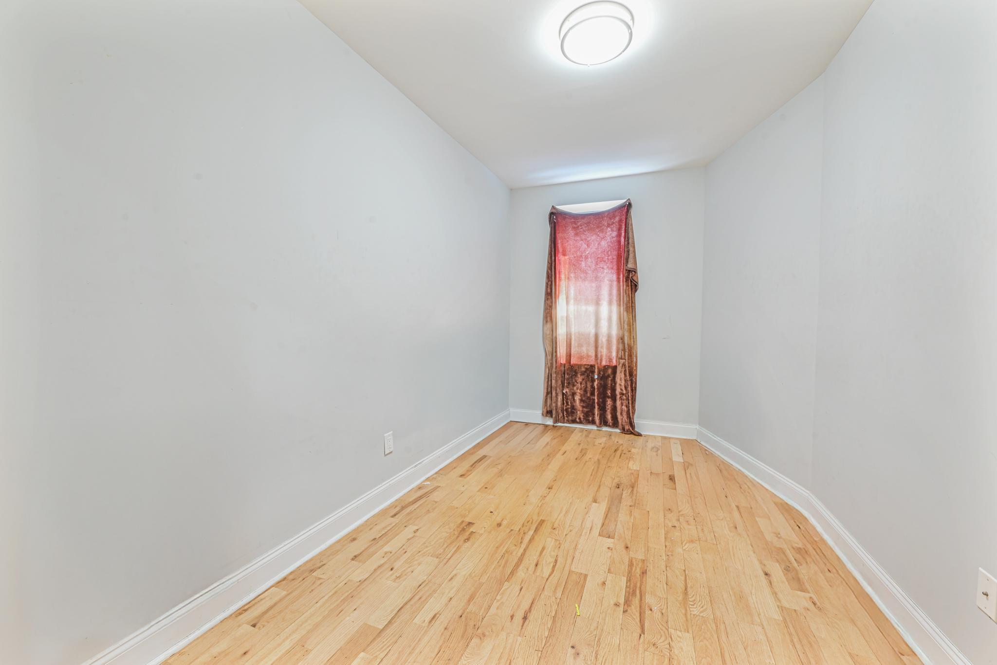 #6 photo, 2243 BATHGATE AVE, ブロンクス区 Bronx , NY 10457