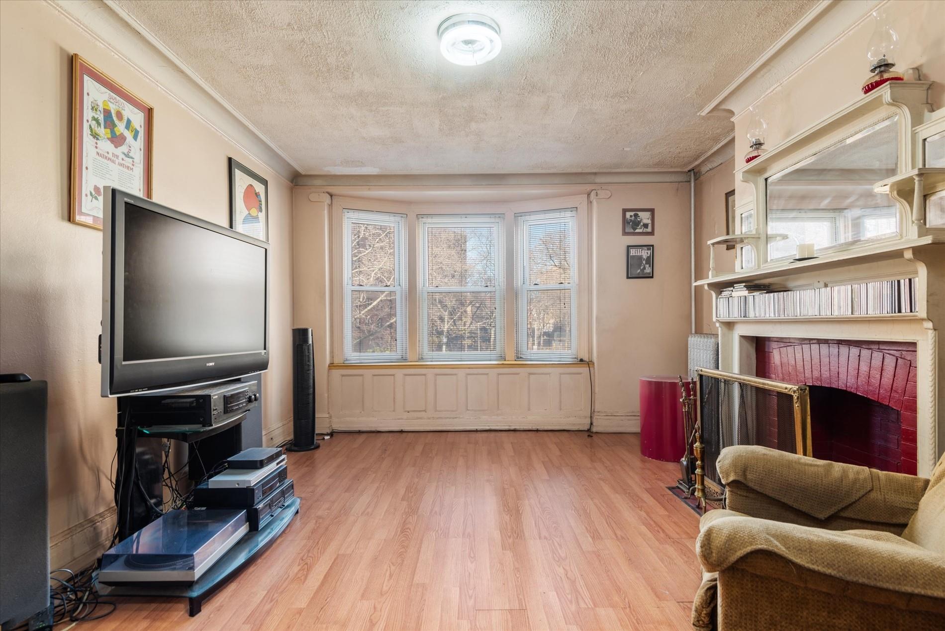 #11 photo, 396 Lafayette Avenue, ブルックリン区 Brooklyn , NY 11238