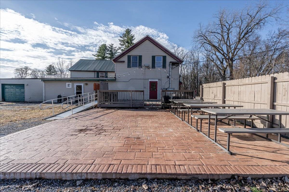 #2 photo, 42 Old Schuylerville Rd, Greenwich , NY 12834