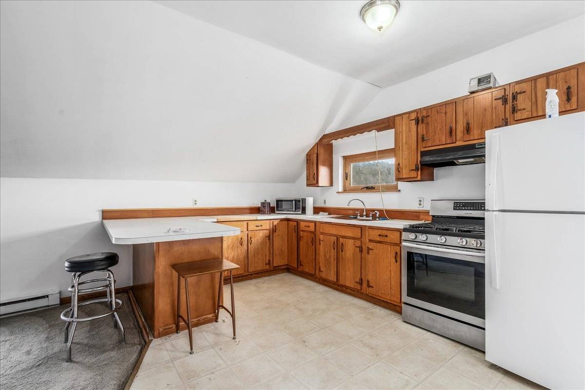 #35 photo, 42 Old Schuylerville Rd, Greenwich , NY 12834