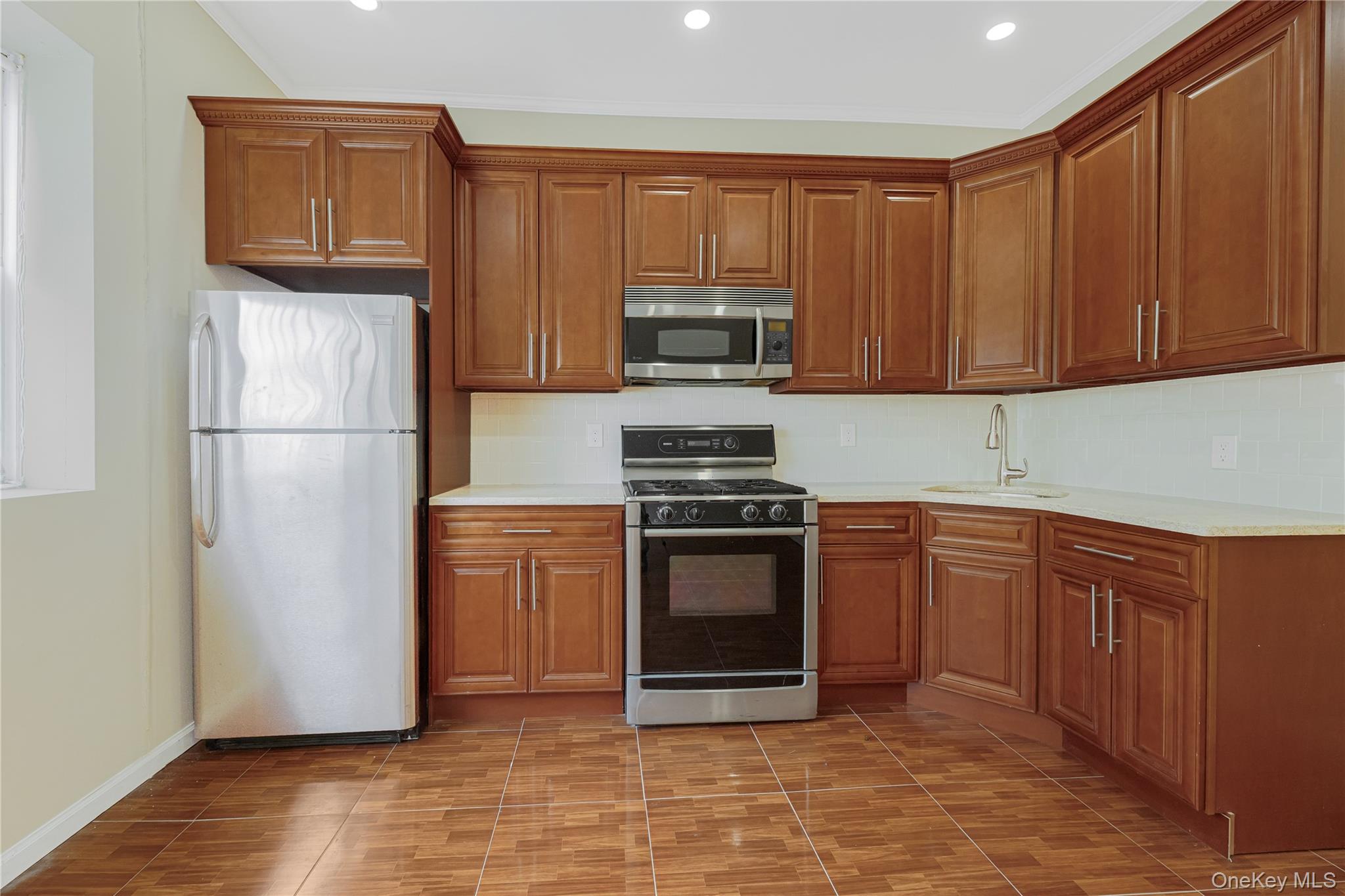 #9 photo, 337 E 35th Street, Brooklyn , NY 11203