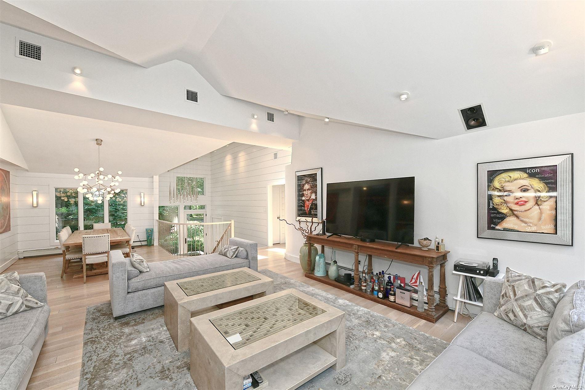 #12 photo, 17 Beaumont Drive, サフォーク郡 Melville , NY 11747