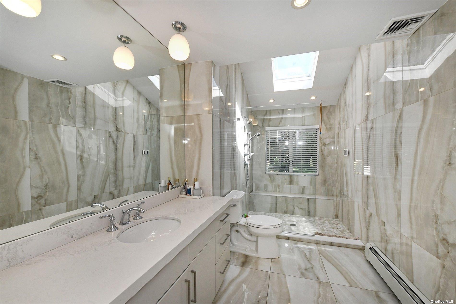 #19 photo, 17 Beaumont Drive, サフォーク郡 Melville , NY 11747