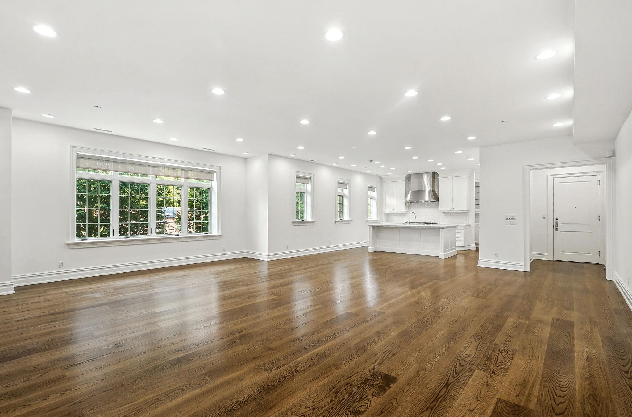 #5 photo, 2 Weaver Street, Scarsdale , NY 10583