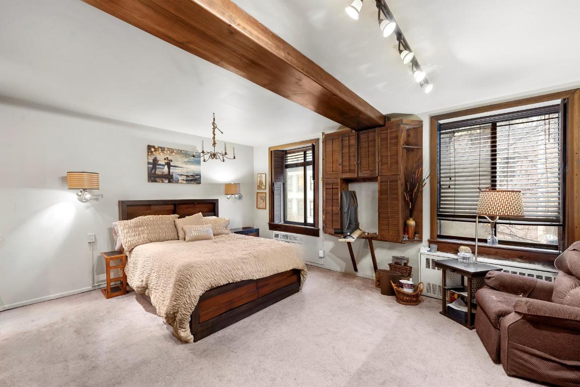 #5 photo, 301 E 52ND Street, マンハッタン Turtle Bay , NY 10022