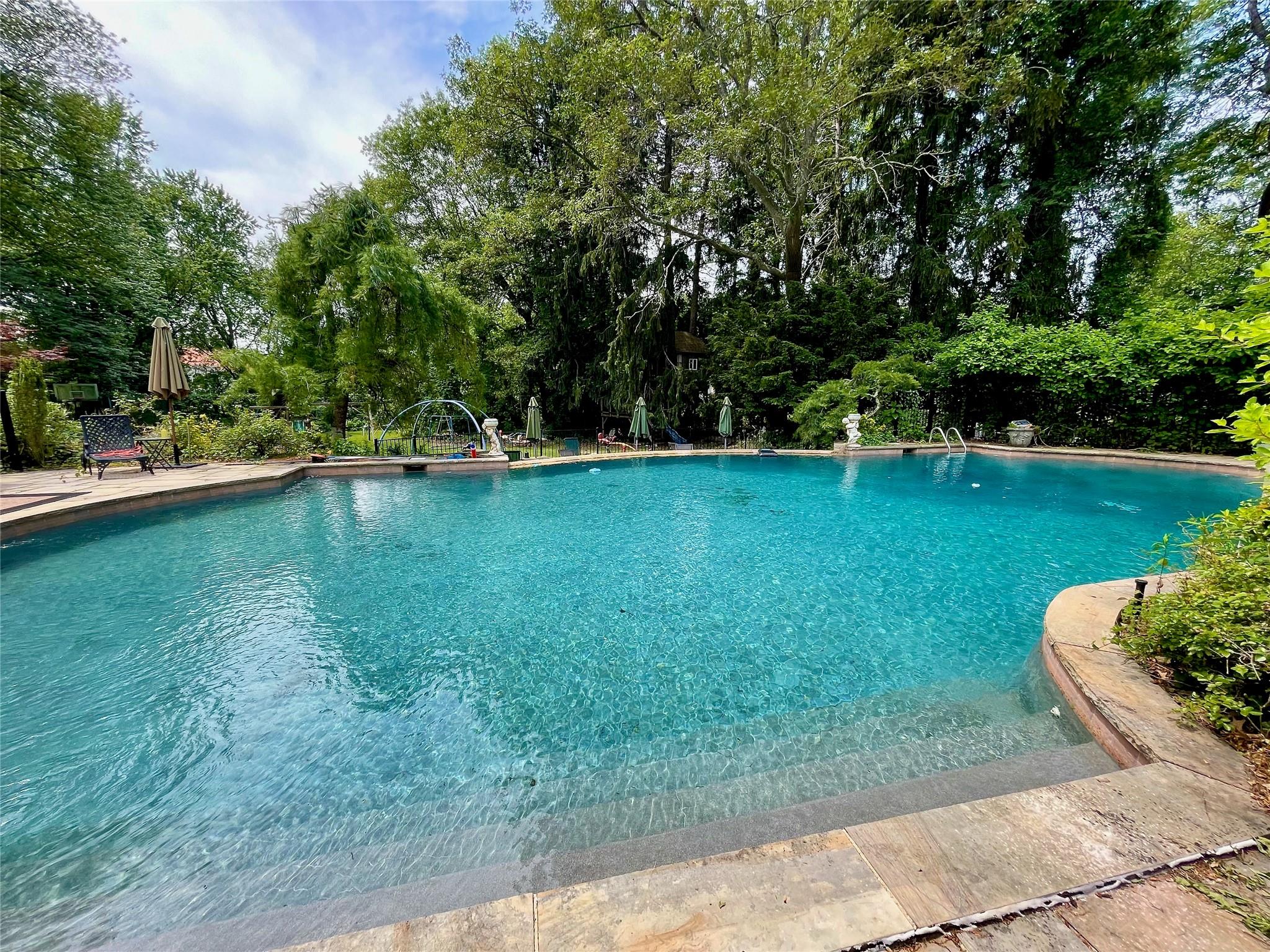 #5 photo, 6 Hidden Pond, 长岛 Muttontown , NY 11545