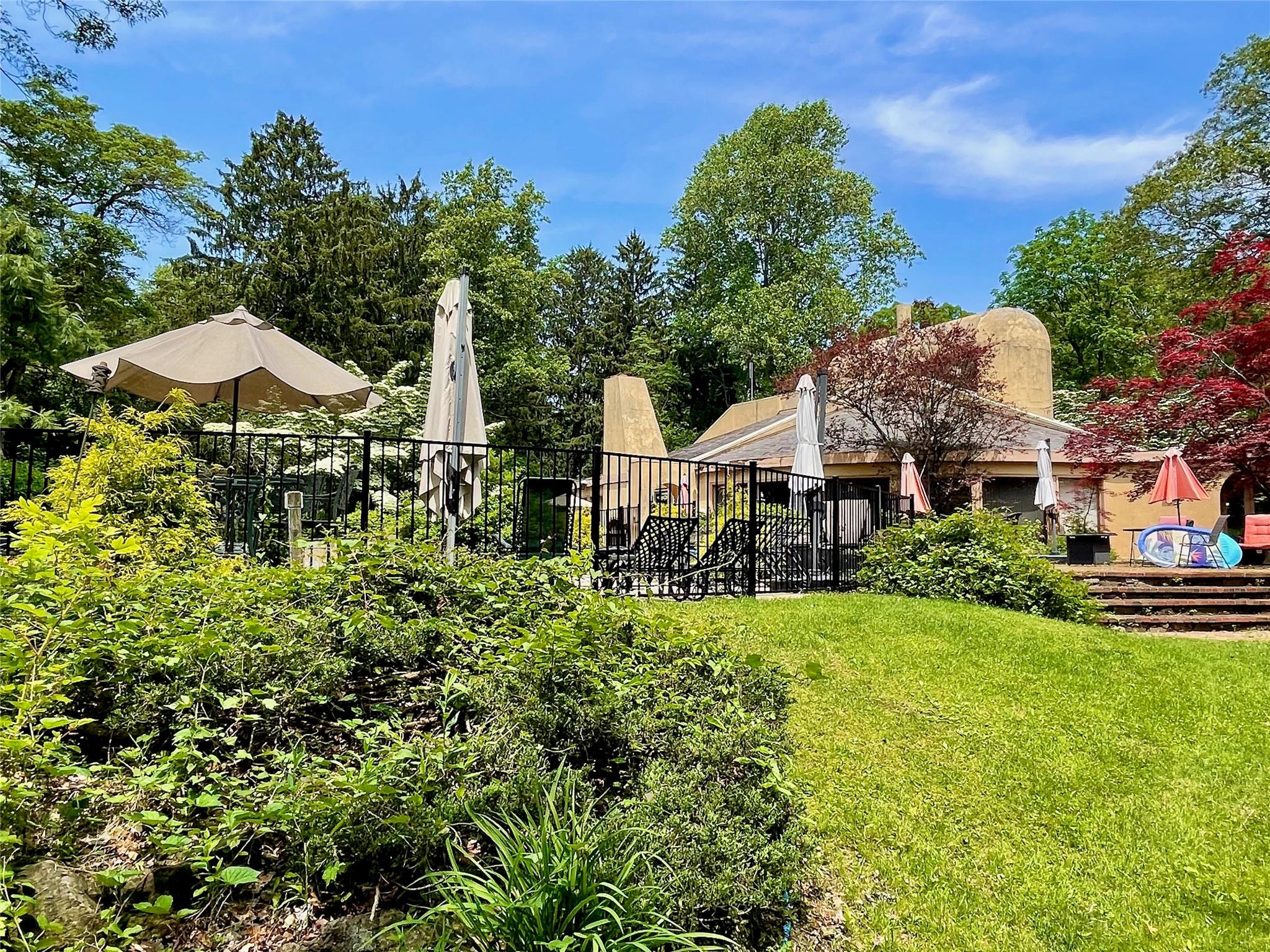 #8 photo, 6 Hidden Pond, 长岛 Muttontown , NY 11545