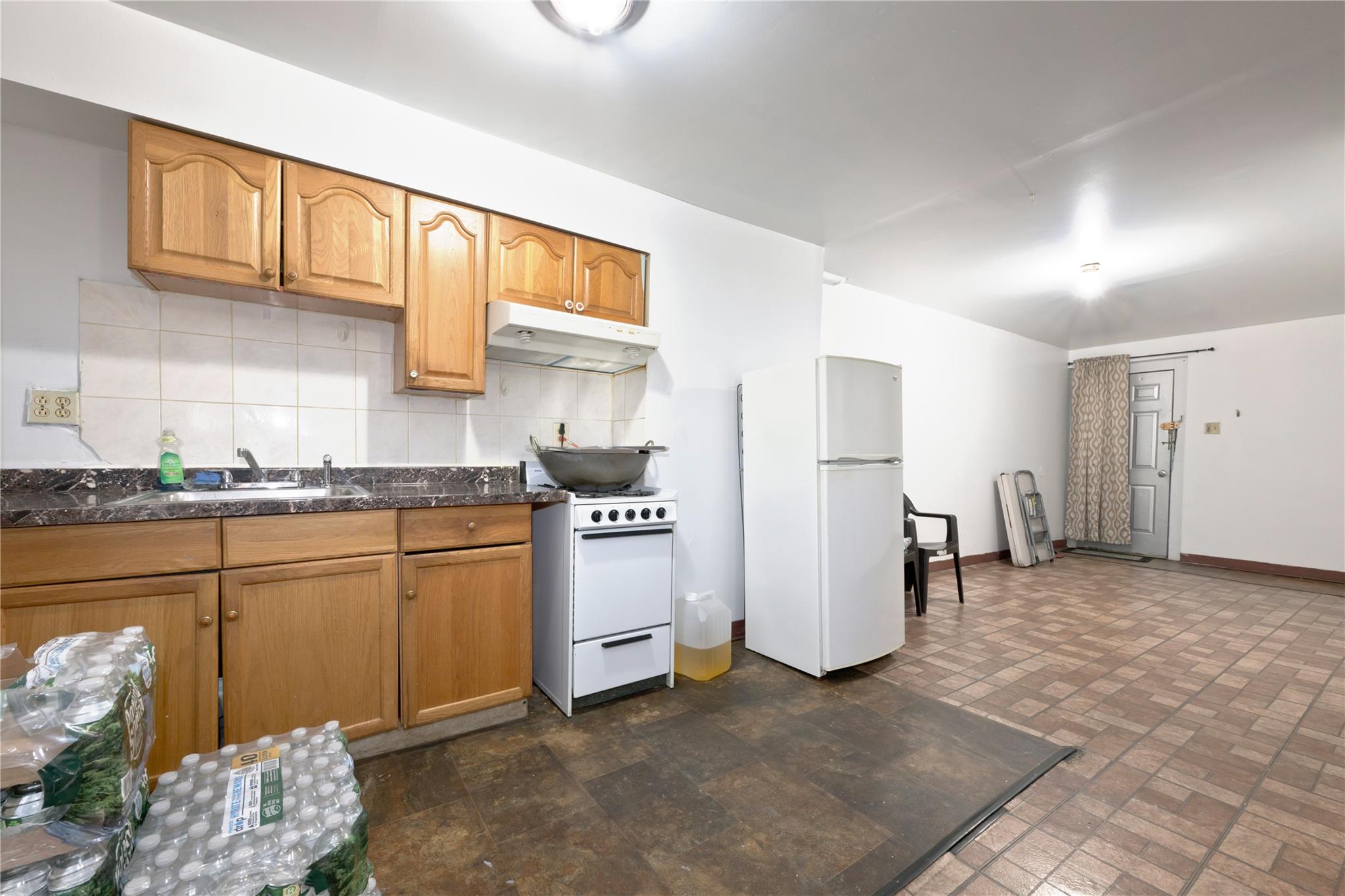 #9 photo, 12321 135th Street, クイーンズ区 South Ozone Park , NY 11420