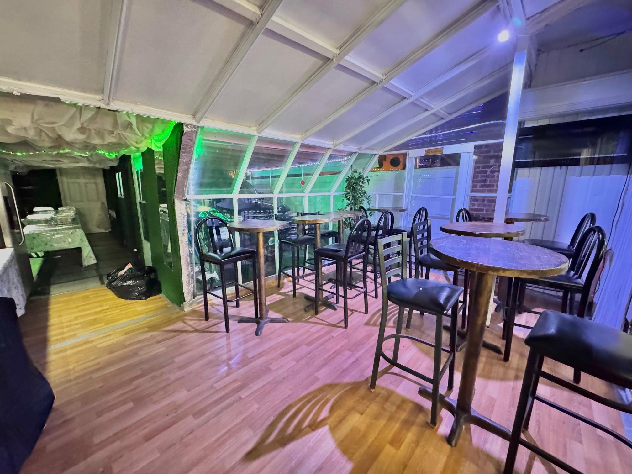 #9 photo, 9108 Sutter Avenue, クイーンズ区 Ozone Park , NY 11427